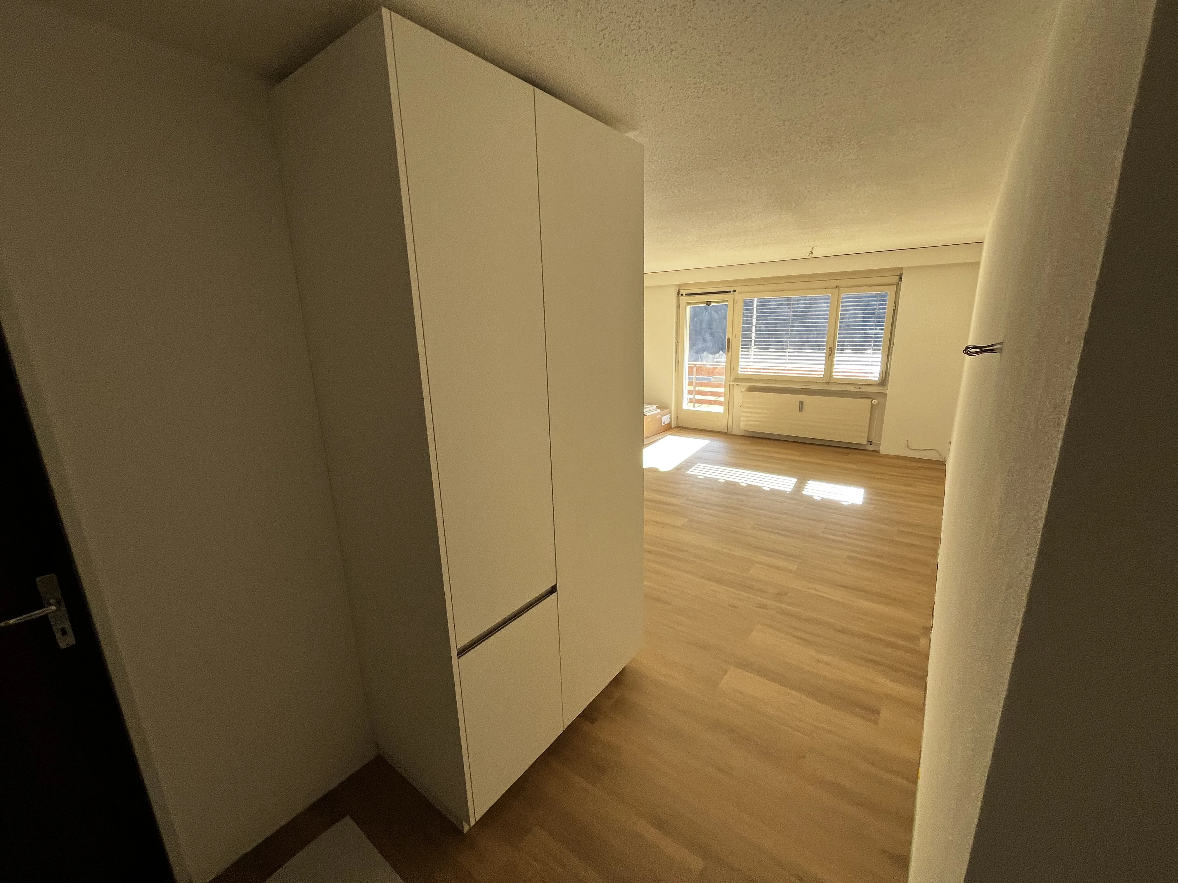 Renovierte Wohnräume mit modernem Innenausbau