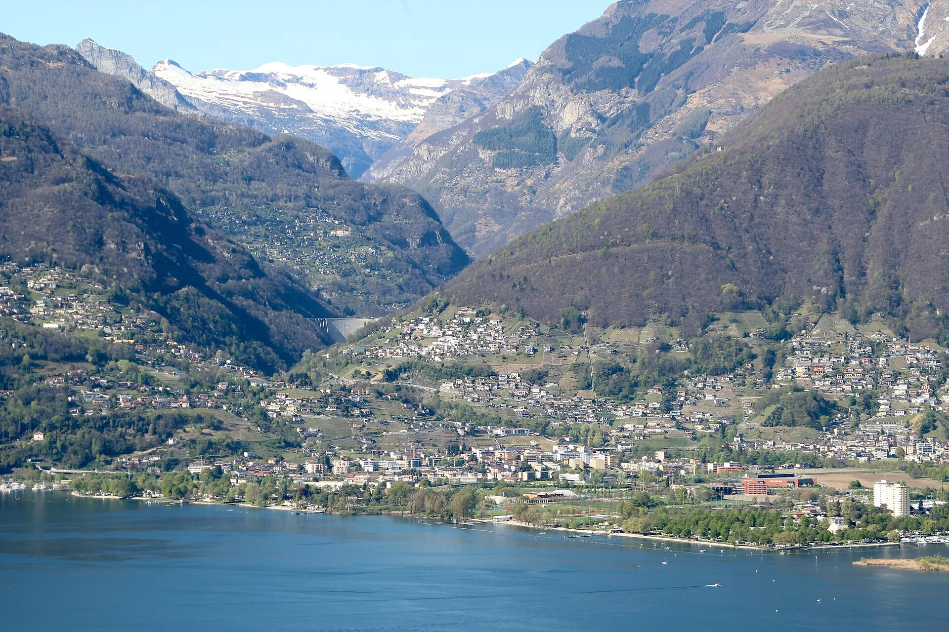 Gordola - Stadtansicht